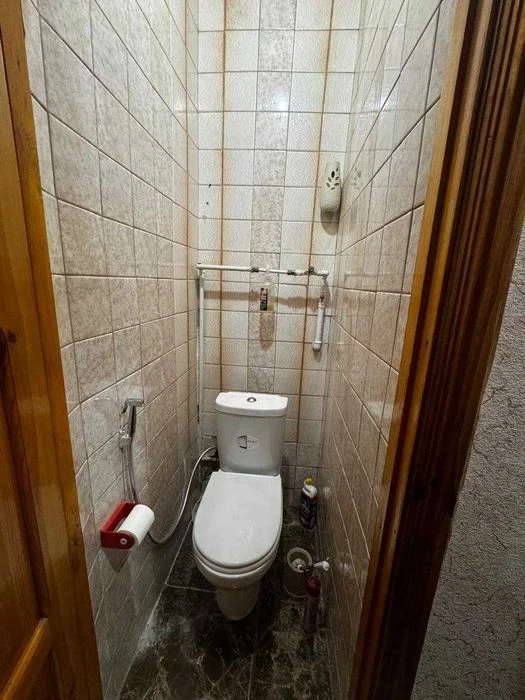 Selling a 2-room apartment in the city center