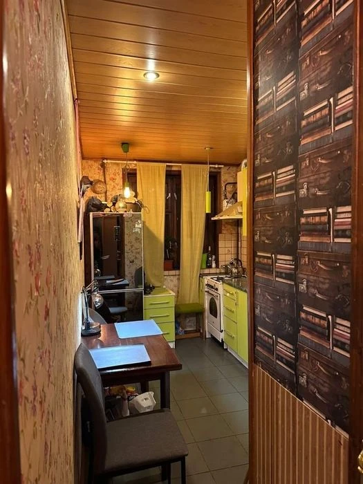 H S2 Selling a 2-room apartment near Saltovskoye metro station