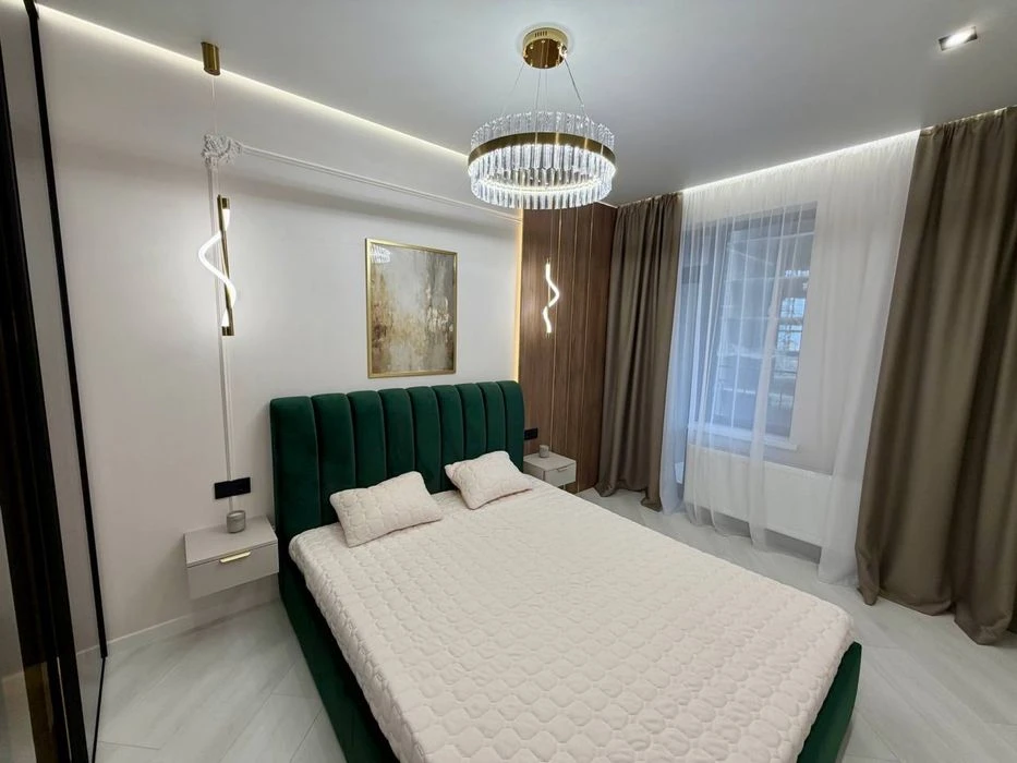 From the owner! Center of Arcadia! New chic 2-bedroom apartment in Hellas residential complex
