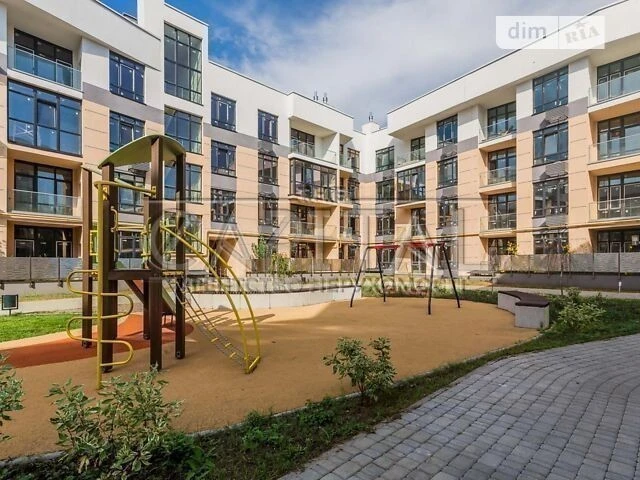 Sale of a 3-room apartment of 100 m² in the residential complex "Italian Quarter"