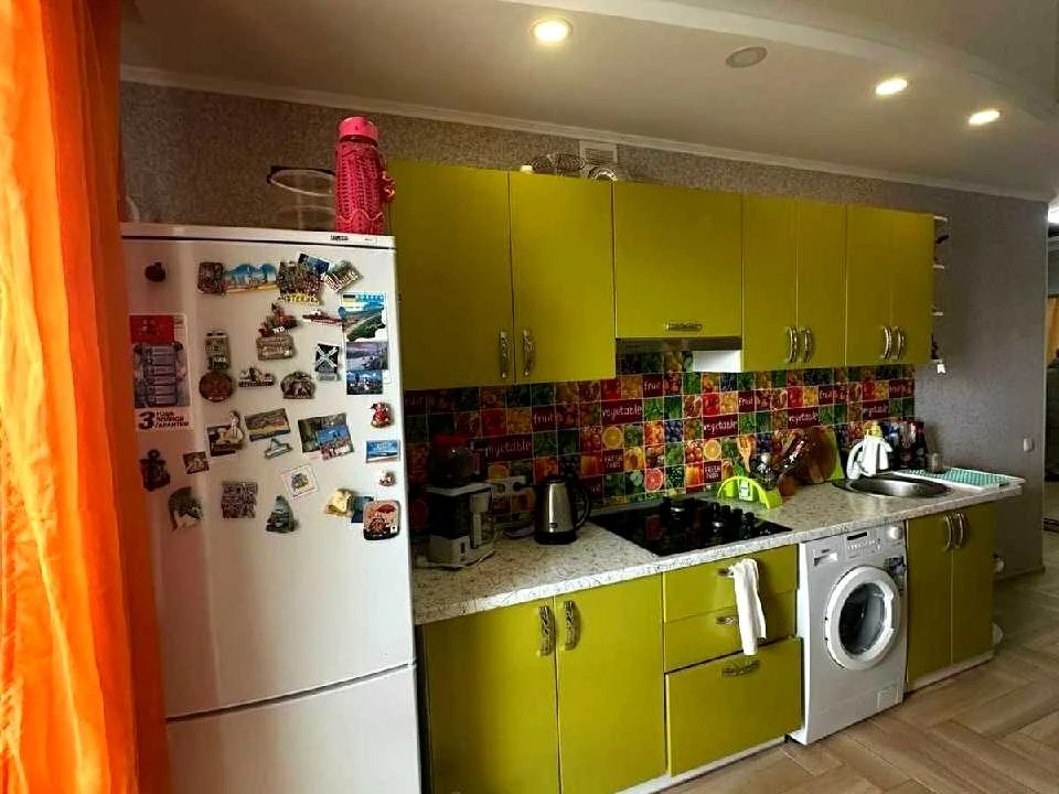 Apartment. Kharkiv, Peremohy Avenue.