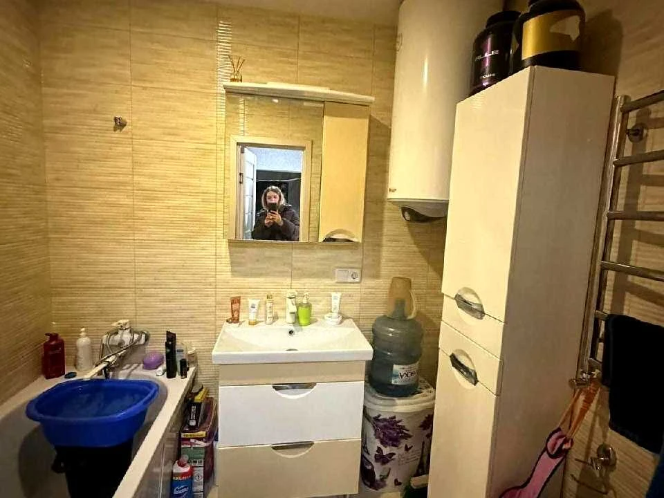 Apartment. Kharkiv, Peremohy Avenue.