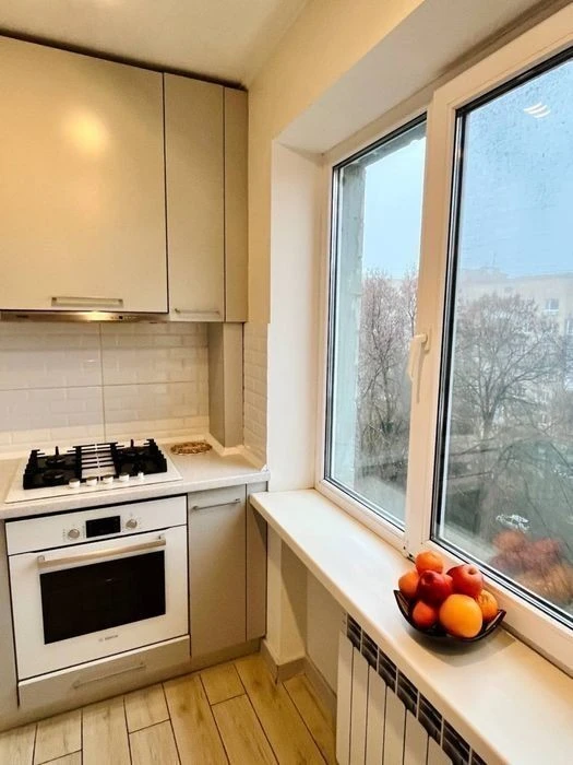 3-room apartment for sale, Lavrska 4, Ivan Mazepa, Arsen metro station