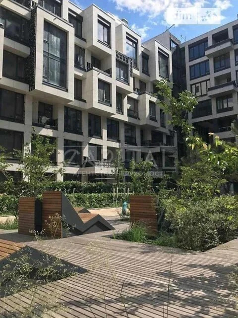 Sale of 3-room apartment 102 sq. m. on Gareth Jones Street 8 • ID 34