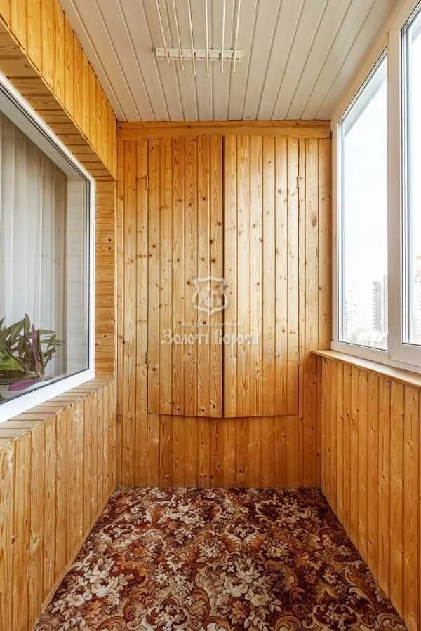 Sale of a 3-room apartment of 74.4 m², Akademika Efremova str.
