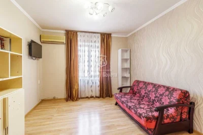 Sale of a 3-room apartment of 74.4 m², Akademika Efremova str.