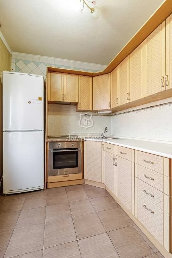 Sale of a 3-room apartment of 74.4 m², Akademika Efremova str.