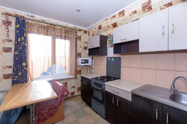Продажа 2-х комнатной квартиры в Днепровском районе.