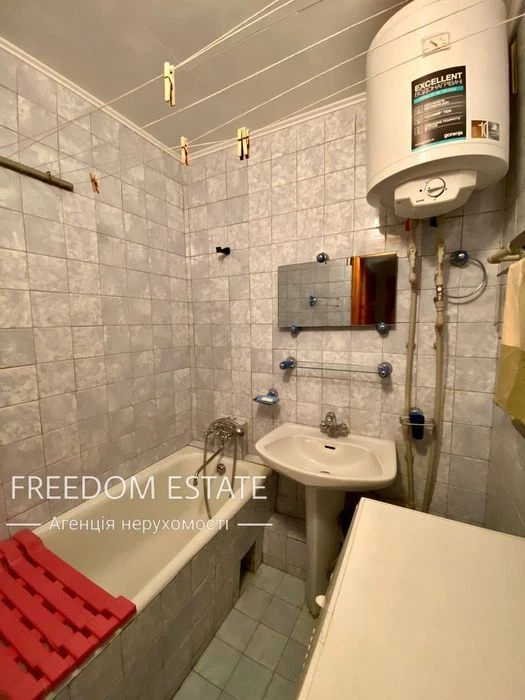 $35,000 ‼️SALE‼️ 2-room apartment 53 sq. m / Kyiv metro station / Ma