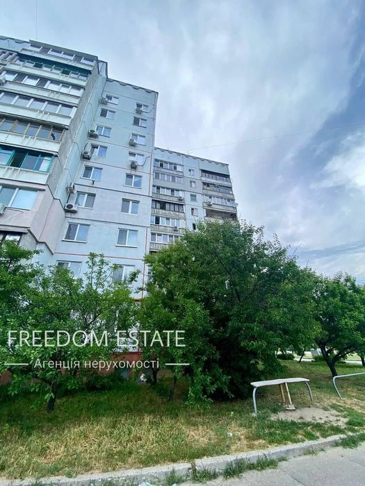 $35,000 ‼️SALE‼️ 2-room apartment 53 sq. m / Kyiv metro station / Ma