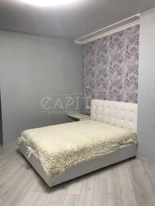 Apartment for sale in Park Avenue VIP residential complex, Holoseevsky district, Dem