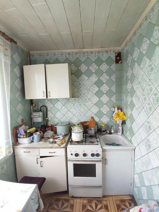 For sale 3-room apartment, metro Saltovskaya, 522 m--n, Neskorenyk st.