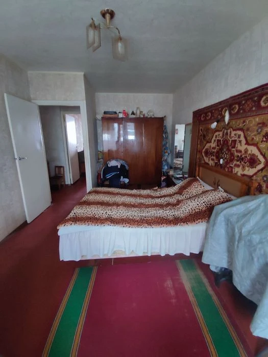 For sale 3-room apartment, metro Saltovskaya, 522 m--n, Neskorenyk st.