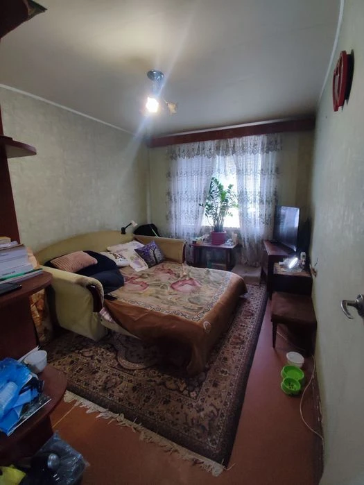 For sale 3-room apartment, metro Saltovskaya, 522 m--n, Neskorenyk st.