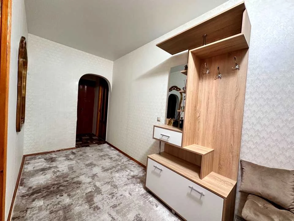 Apartment. Kharkiv, Peremohy Avenue.