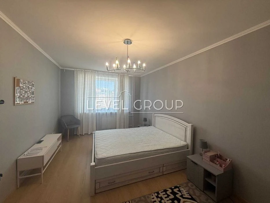 Продаж 3-кімнатної квартири за адресою Харківське шосе, 58а/