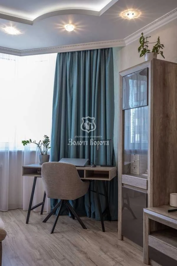 3-room apartment for sale 96.5 m², Mykola Zakrevskoho St.