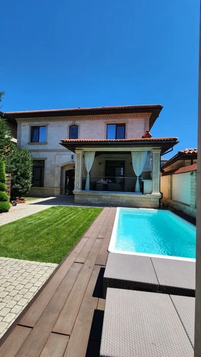 NEW house for sale in Sauvignon