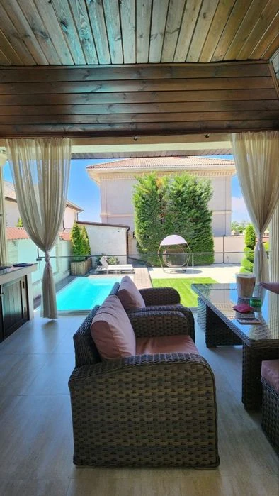 NEW house for sale in Sauvignon