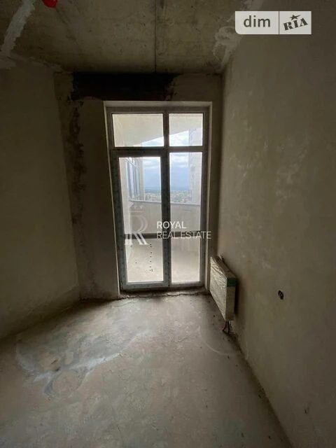 Sale of 2-room apartment 118.4 sq. m. on Konovaltsya Yevhena 44A street