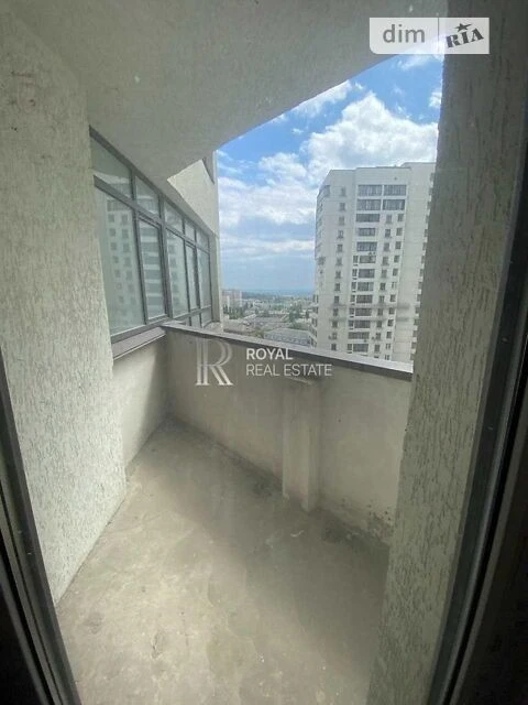 Sale of 2-room apartment 118.4 sq. m. on Konovaltsya Yevhena 44A street