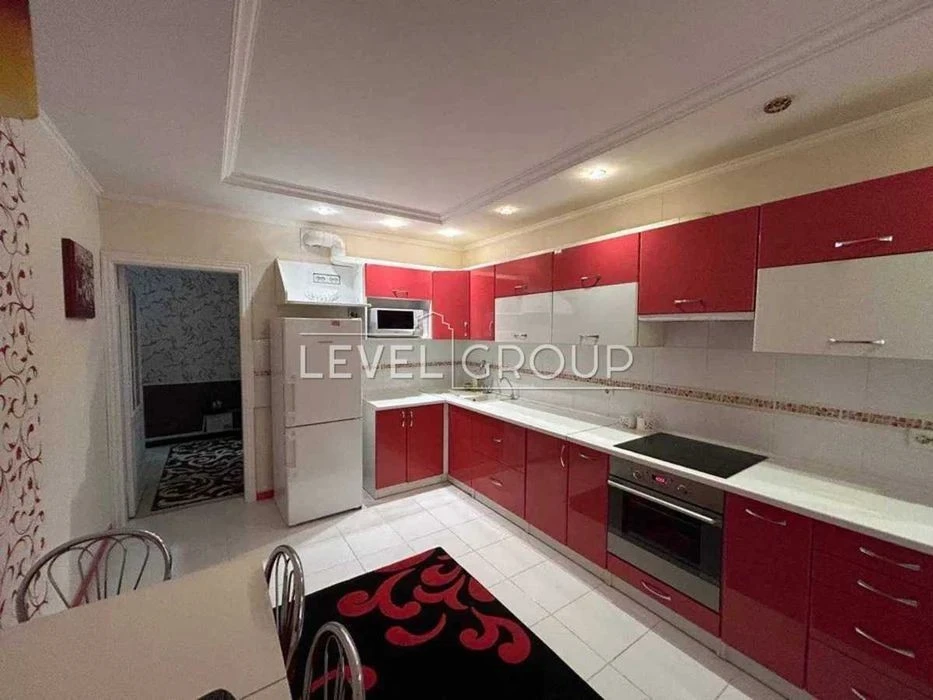 Apartment for sale Maksymovicha 7