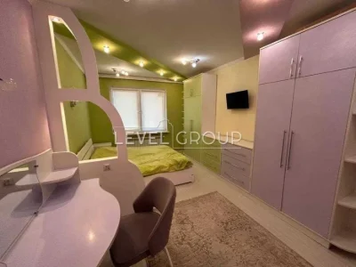 Apartment for sale Maksymovicha 7