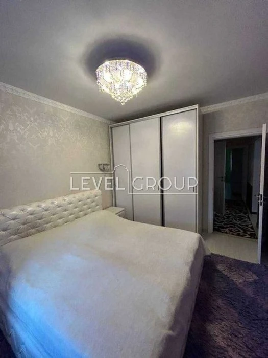 Apartment for sale Maksymovicha 7