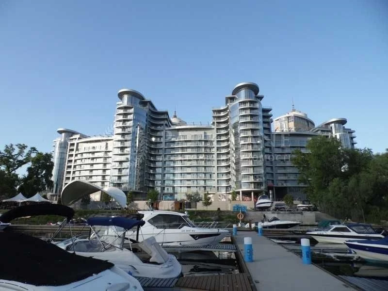 Продам квартиру (125м2)з авторським ремонтом та видом на Дні