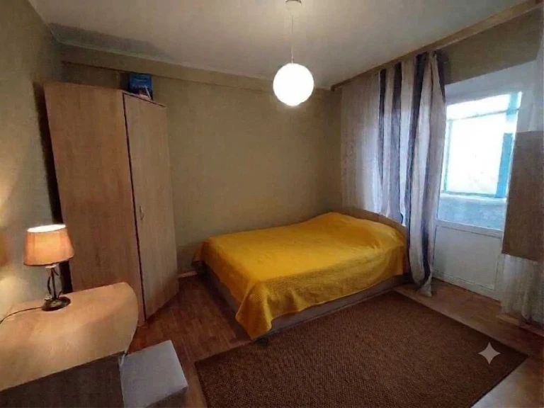 Продаж 1-кім Космонавта Поповича 24 ( Космонавта Волкова) Лі