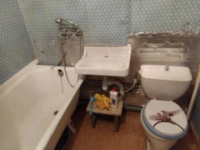 Продам 1 к. ізольовану квартиру метро 10 хв пішки