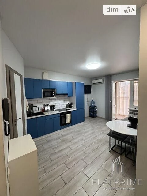 Sale of 1-room apartment 35.7 sq. m. on Stepana Rudnytskoho St. 6B