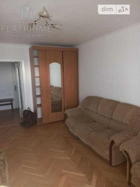 Sale of 2-room apartment 51.5 sq. m. on Akademika Shchuseva 34/1 street