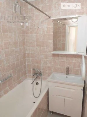 Sale of 2-room apartment 51.5 sq. m. on Akademika Shchuseva 34/1 street