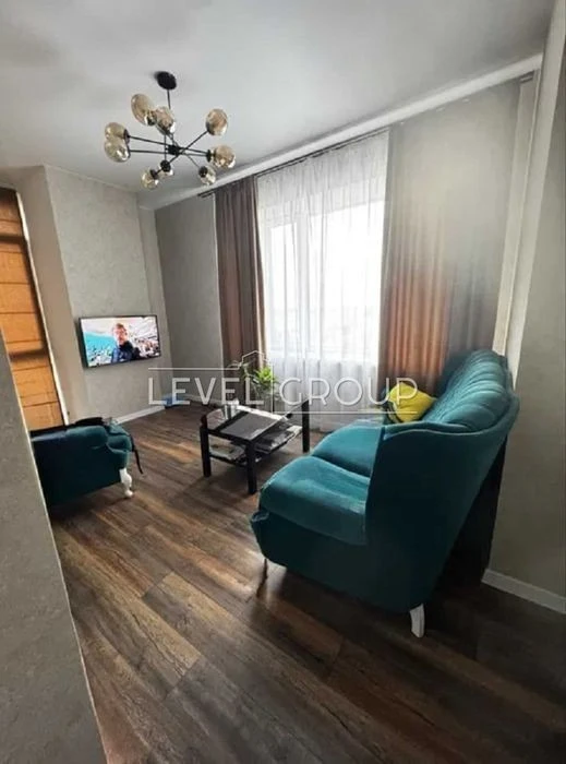 Smart Plaza Obolon residential complex 2-room apartment, Minska metro station