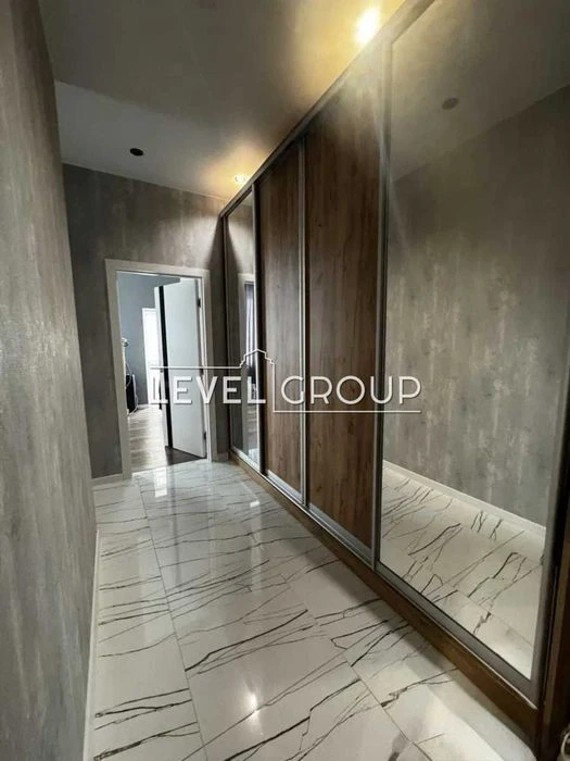 Smart Plaza Obolon residential complex 2-room apartment, Minska metro station