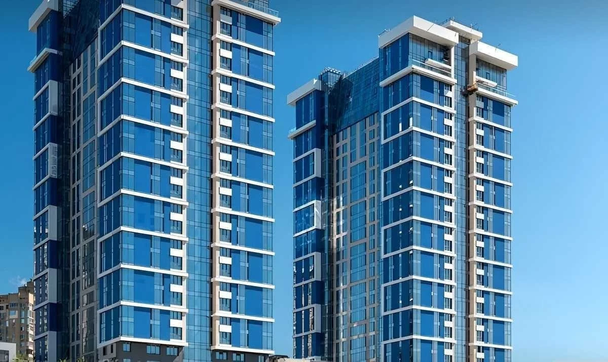 Продажа: Трехкомнатная квартира 105.18 м², Зверинецкая ул., 72