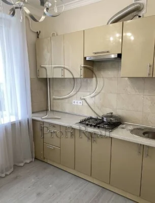 For sale 2-room apartment Lobanovskogo 57/Solomʼyanka/Lobanovskogo 57