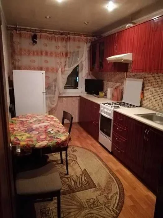 Продам 2-комнатную квартиру, ЛЕВЫЙ БЕРЕГ