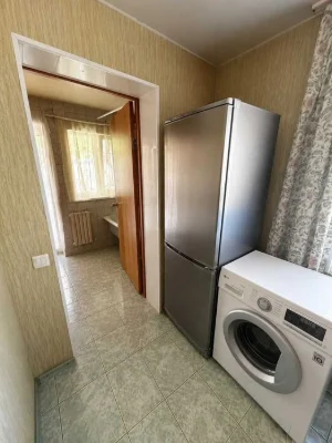 Продаж частини будинку 57 м2 + гараж зуп 4 Нова поліклініка