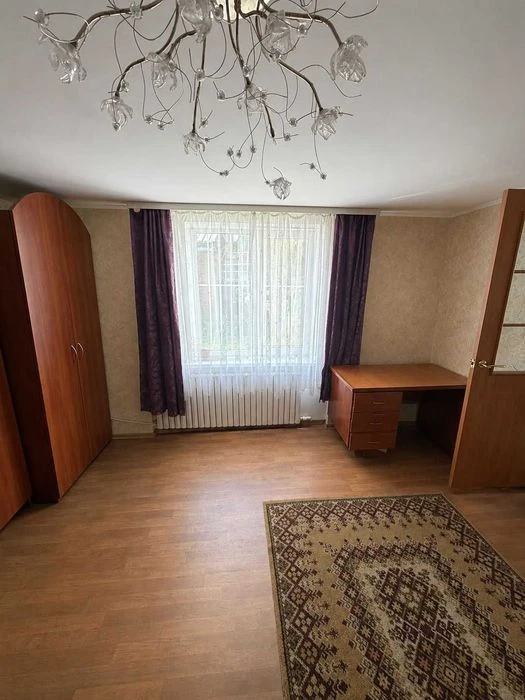 Продаж частини будинку 57 м2 + гараж зуп 4 Нова поліклініка