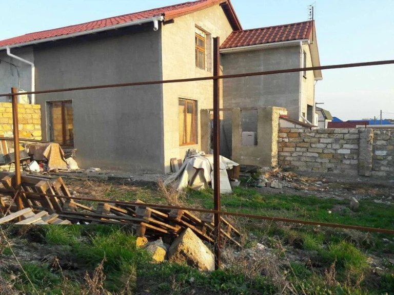 I will sell a part of a house of 56 square meters from the owner for 36 thousand