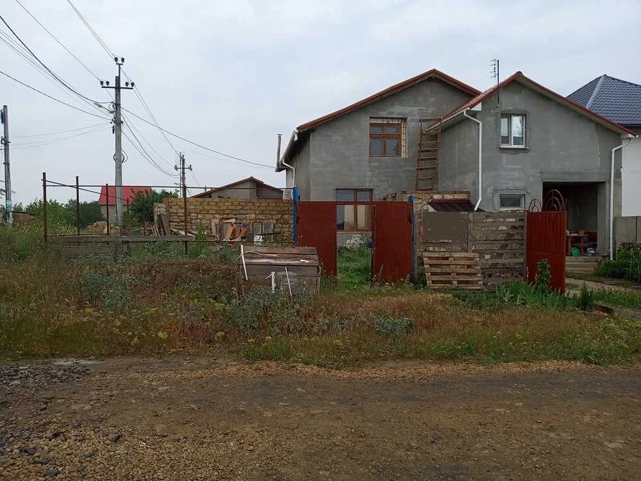 I will sell a part of a house of 56 square meters from the owner for 36 thousand