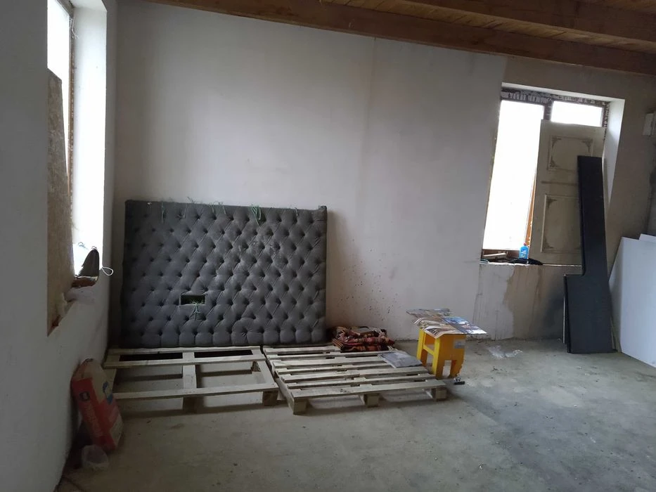 I will sell a part of a house of 56 square meters from the owner for 36 thousand
