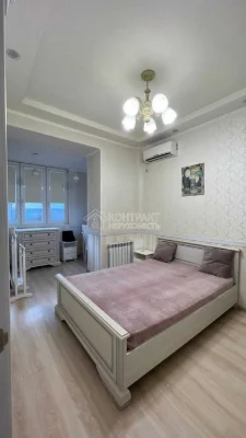 Selling 3 rooms at the Derzhprom center, metro station Nauky, certificate voucher Dana
