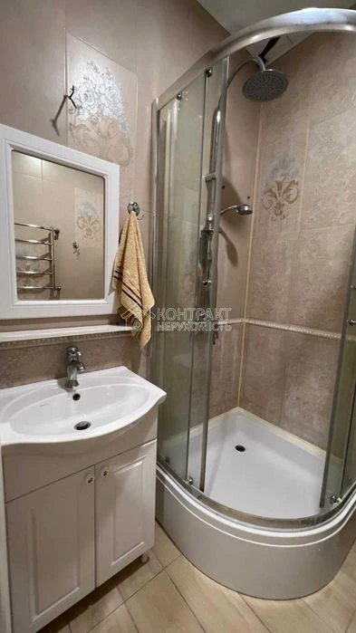 Selling 3 rooms at the Derzhprom center, metro station Nauky, certificate voucher Dana
