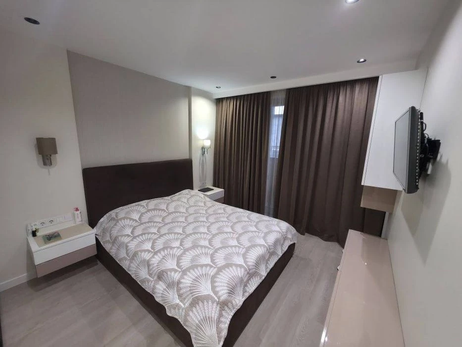 Sale of a designer 3-room apartment of 102m² in the residential complex Schaslyvy (Pidsta