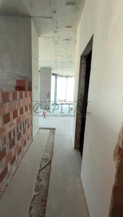 NO COMMISSION! DISCOUNT! One-room apartment for sale in premium