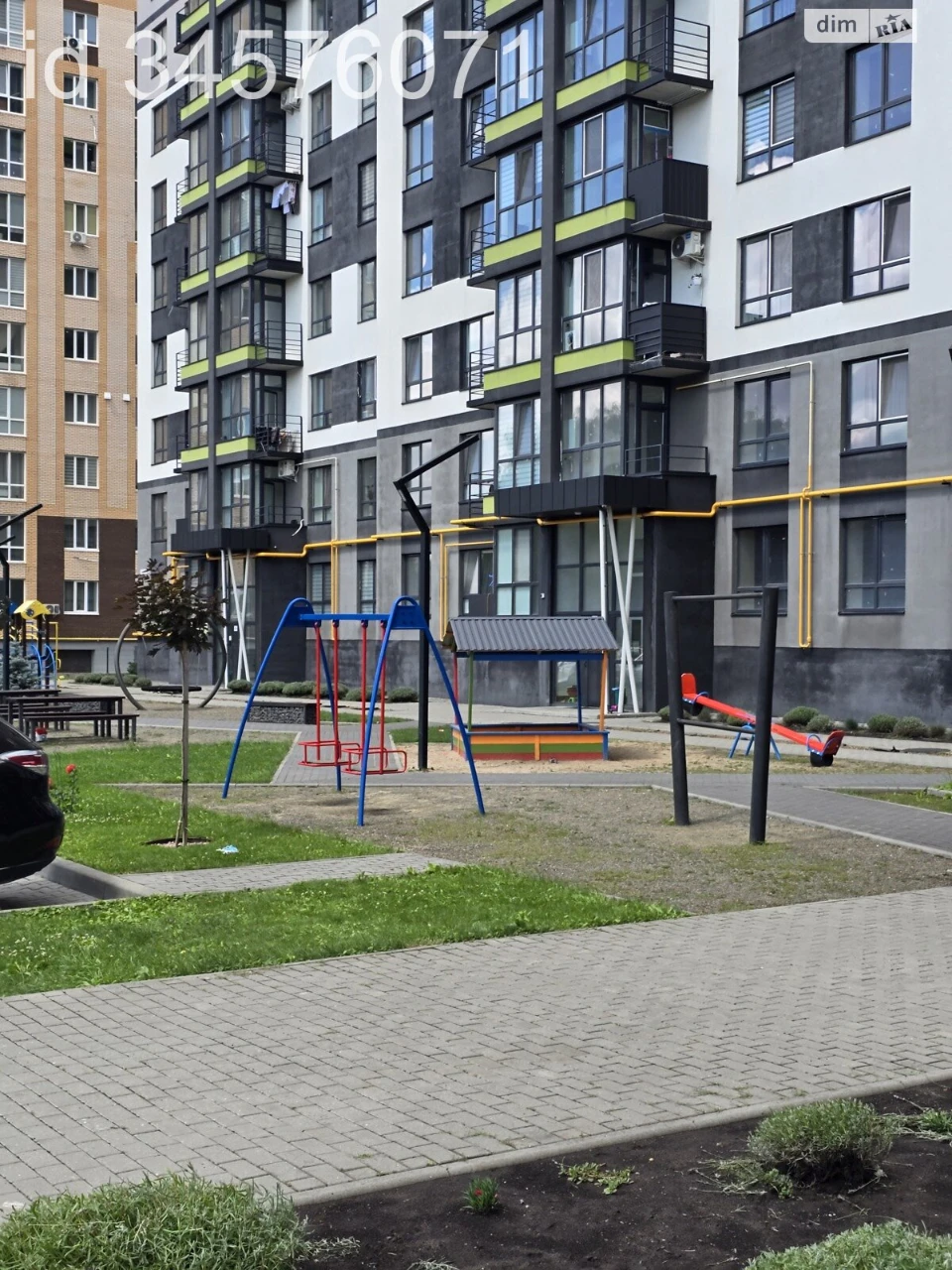Продаж Квартира Виставка