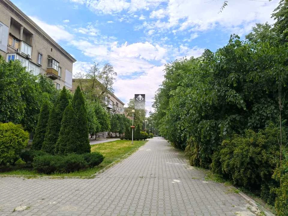 Квартира. Запорожье, Парковый бульв. (Леонова)